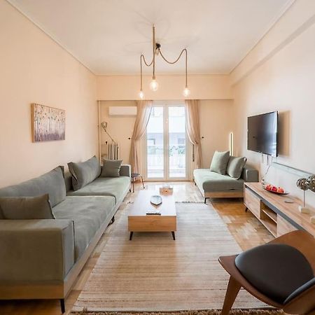 Spacious Urban Apt In The Heart Of Atena Exterior foto
